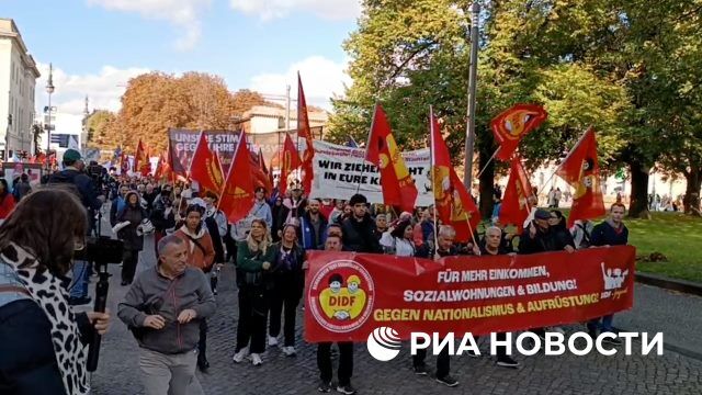 Многотысячная демонстрация в Берлине