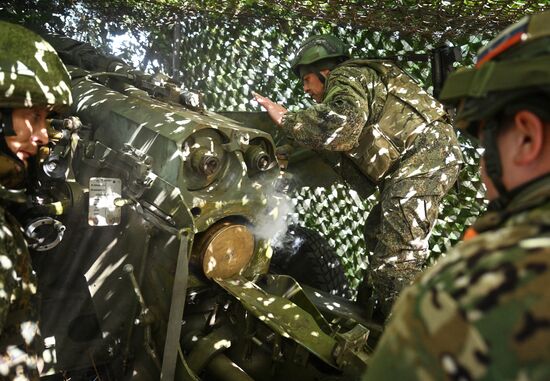 Боевая работа расчета пушки "Гиацинт-Б" группировки войск "Центр" 