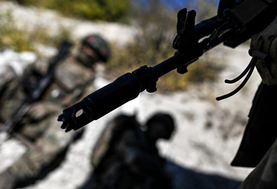 Боевое слаживание штурмовых подразделений группировки войск "Центр" в зоне СВО