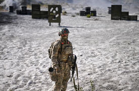 Боевое слаживание штурмовых подразделений группировки войск "Центр" в зоне СВО