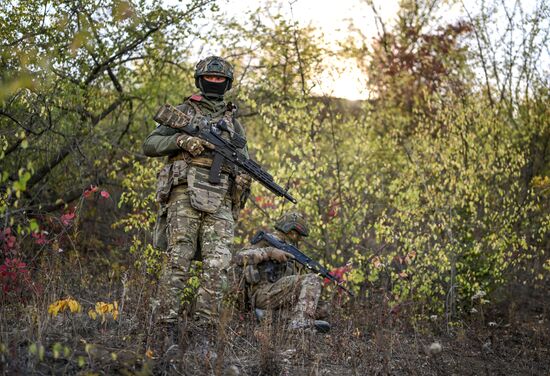 Боевое слаживание штурмовых подразделений группировки войск "Центр" в зоне СВО