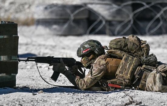 Боевое слаживание штурмовых подразделений группировки войск "Центр" в зоне СВО