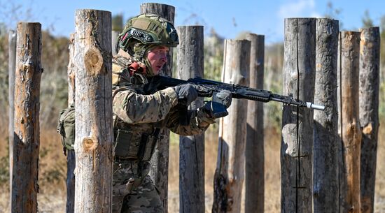 Боевое слаживание штурмовых подразделений группировки войск "Центр" в зоне СВО