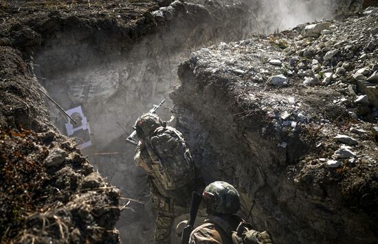 Боевое слаживание штурмовых подразделений группировки войск "Центр" в зоне СВО