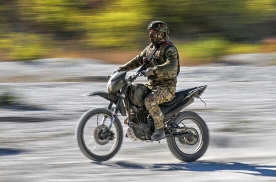 Боевое слаживание штурмовых подразделений группировки войск "Центр" в зоне СВО