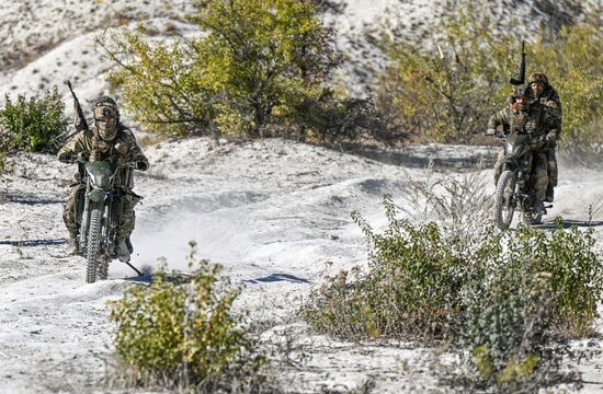 Боевое слаживание штурмовых подразделений группировки войск "Центр" в зоне СВО
