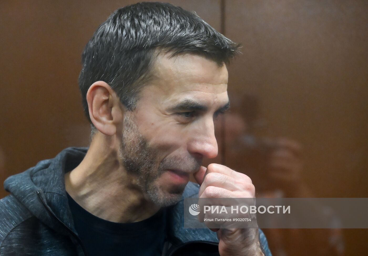 Рассмотрение ходатайства следствия об аресте бывшего министра РФ по вопросам Открытого правительства М. Абызова