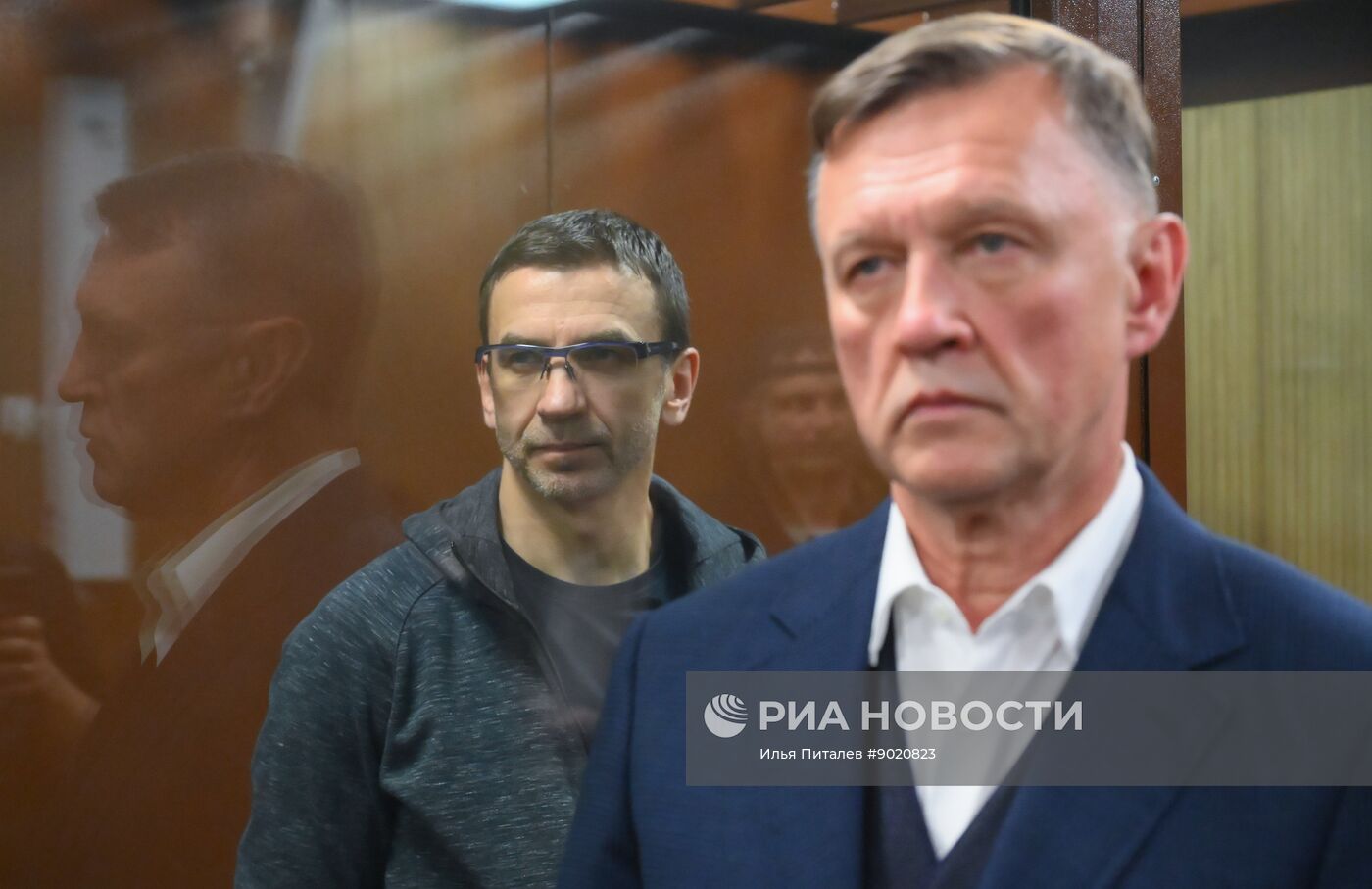 Рассмотрение ходатайства следствия об аресте бывшего министра РФ по вопросам Открытого правительства М. Абызова