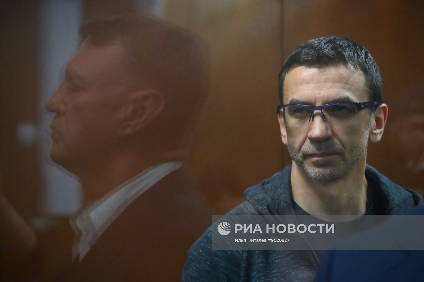 Рассмотрение ходатайства следствия об аресте бывшего министра РФ по вопросам Открытого правительства М. Абызова