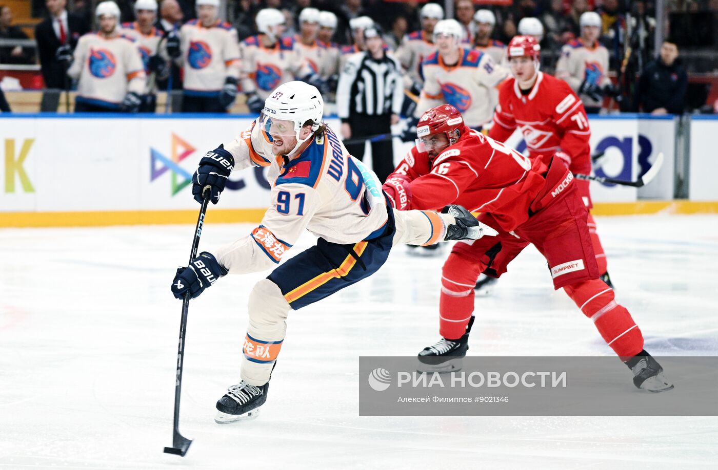 Хоккей. КХЛ. "Спартак" (Москва) - "Драконы" (Шанхай)