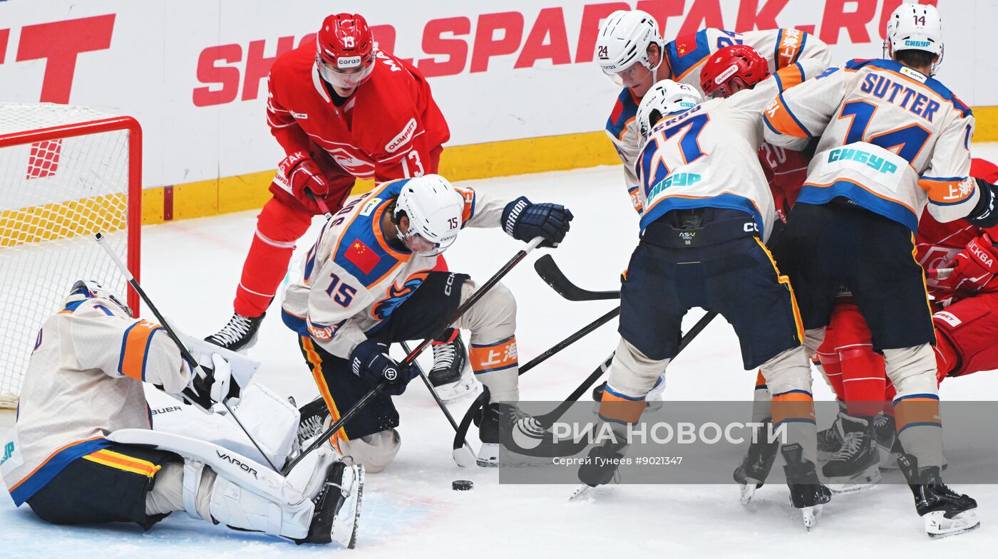 Хоккей. КХЛ. "Спартак" (Москва) - "Драконы" (Шанхай)
