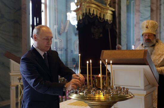 Рабочая поездка президента Владимира Путина в Санкт-Петербург