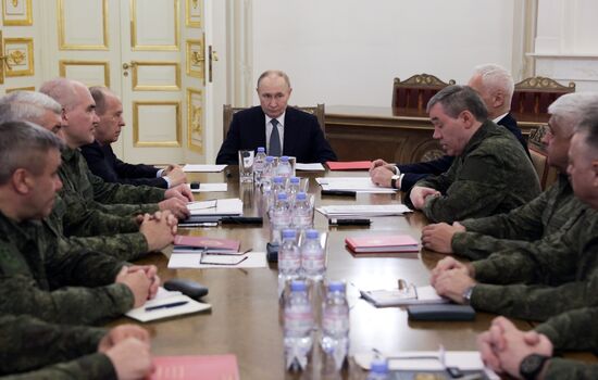 Рабочая поездка президента Владимира Путина в Санкт-Петербург