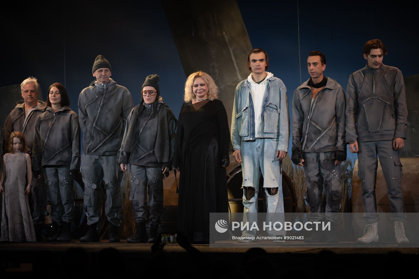 Спектакль "Посланница" в Театре Российской Армии