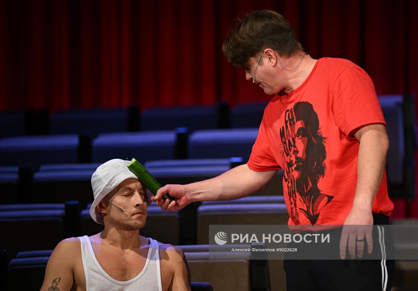 Спектакль "Молодость все простит" в Театре на Таганке 