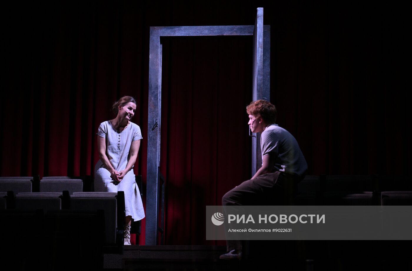 Спектакль "Молодость все простит" в Театре на Таганке 