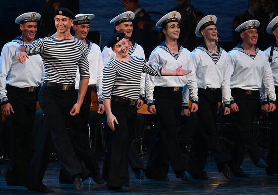 Концерт Академического ансамбля песни и пляски Российской армии им. А.В. Александрова