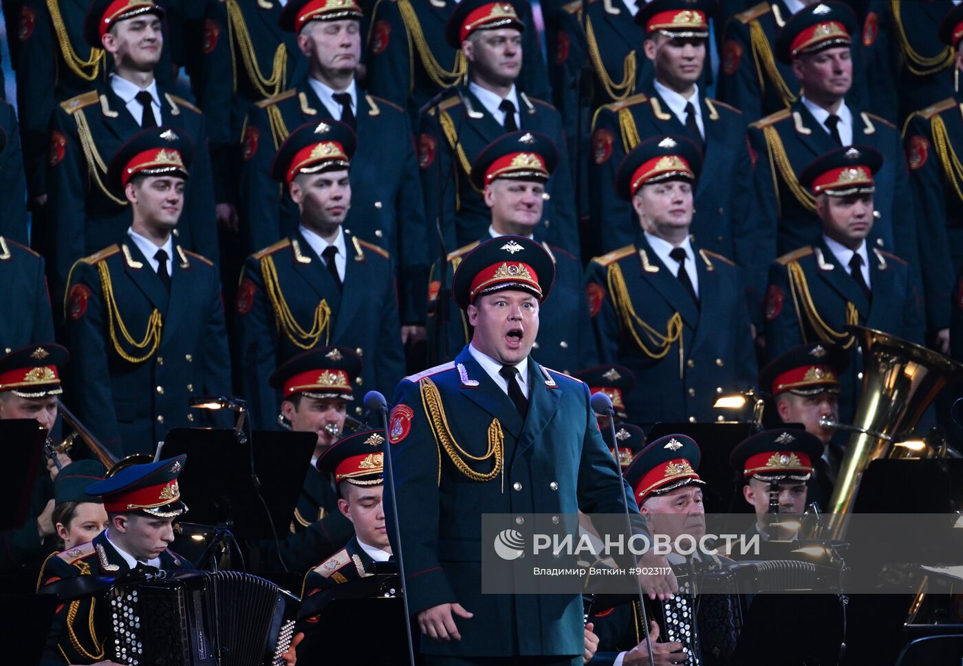 Концерт Академического ансамбля песни и пляски Российской армии им. А.В. Александрова