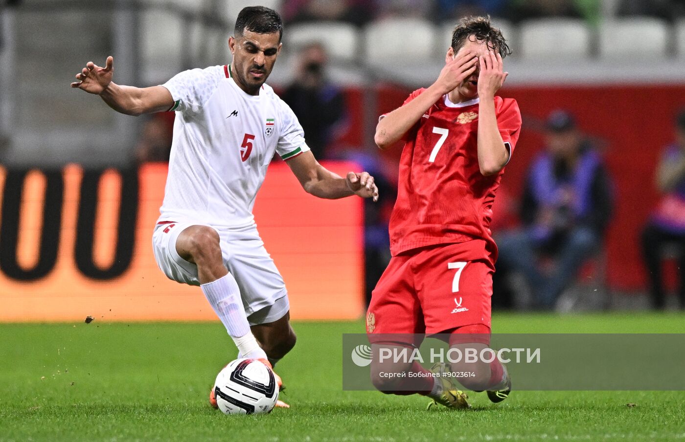 Футбол. Товарищеский матч. Россия - Иран