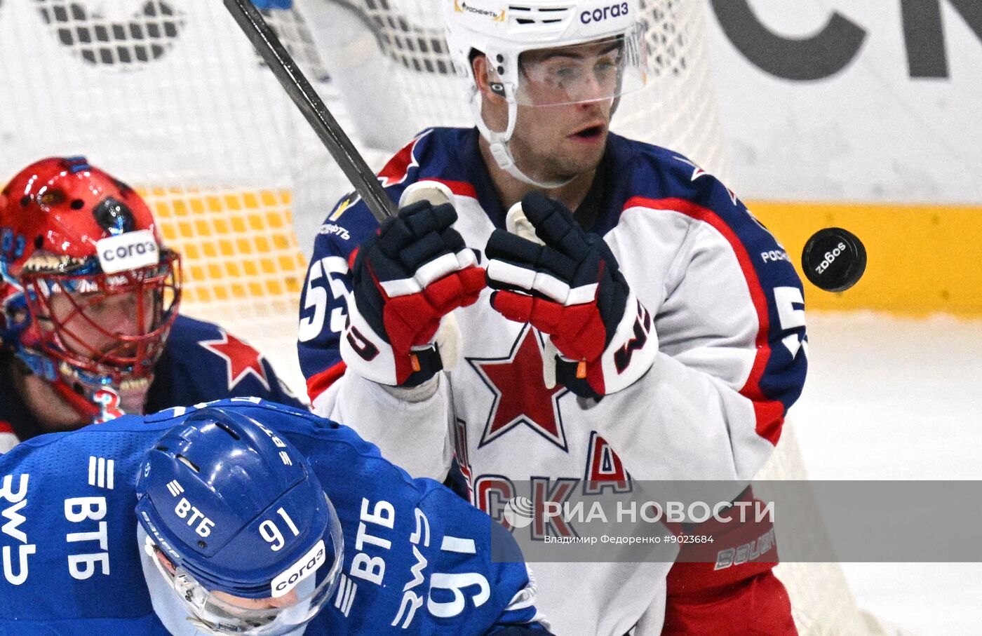 Хоккей. КХЛ. "Динамо" (Москва) - ЦСКА (Москва) 