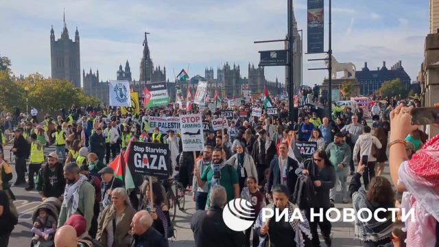 Демонстрация в Лондоне в поддержку Палестины