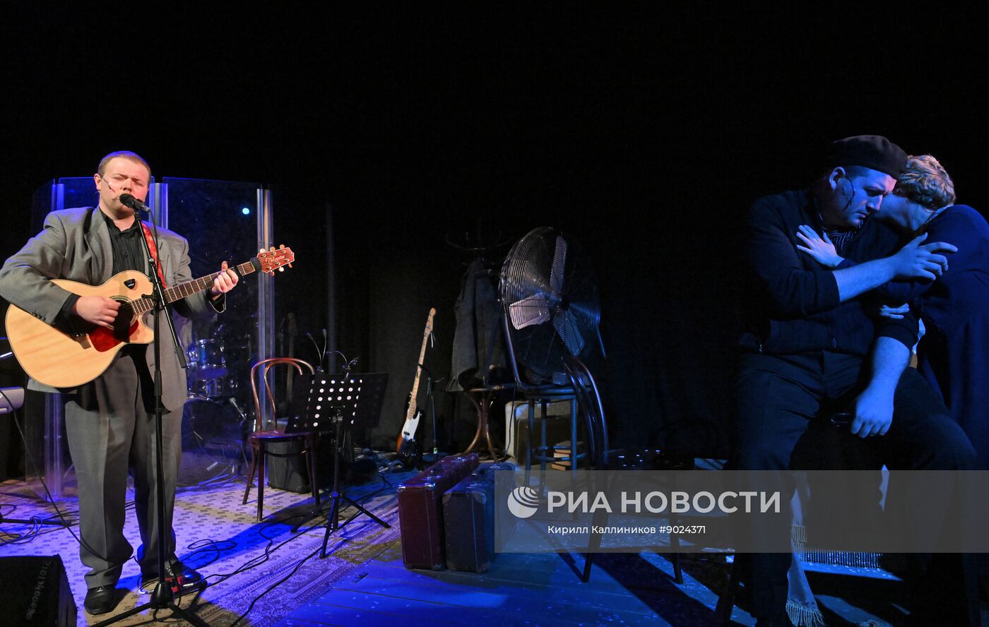 Спектакль "Ося. Иосиф. Joseph" в Театре Маяковского в Москве