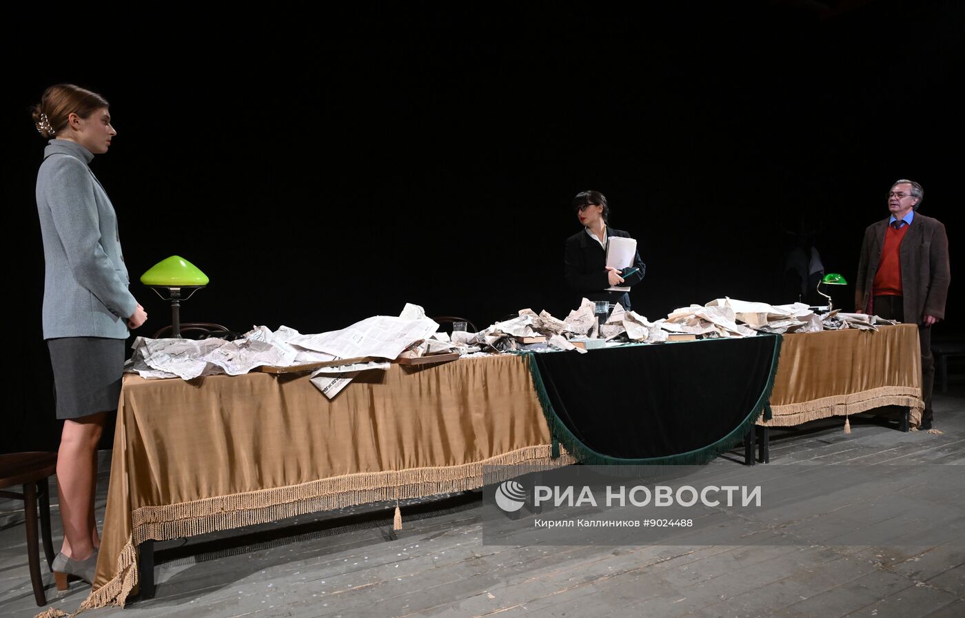 Спектакль "Ося. Иосиф. Joseph" в Театре Маяковского в Москве