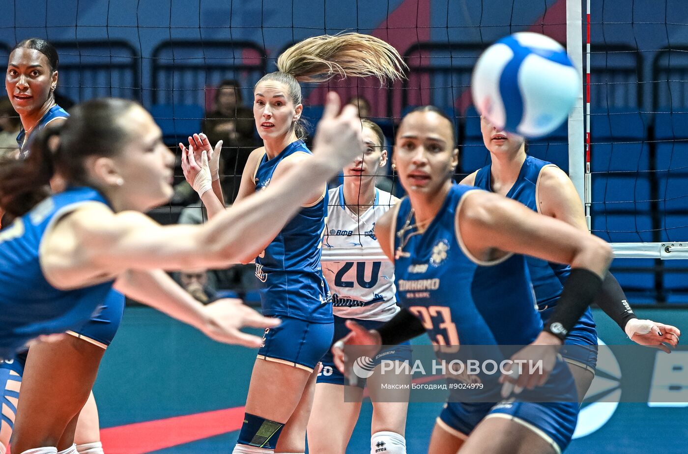 Волейбол. Суперлига. "Динамо-Ак Барс" (Казань) - "Корабелка" (Санкт-Петербург)