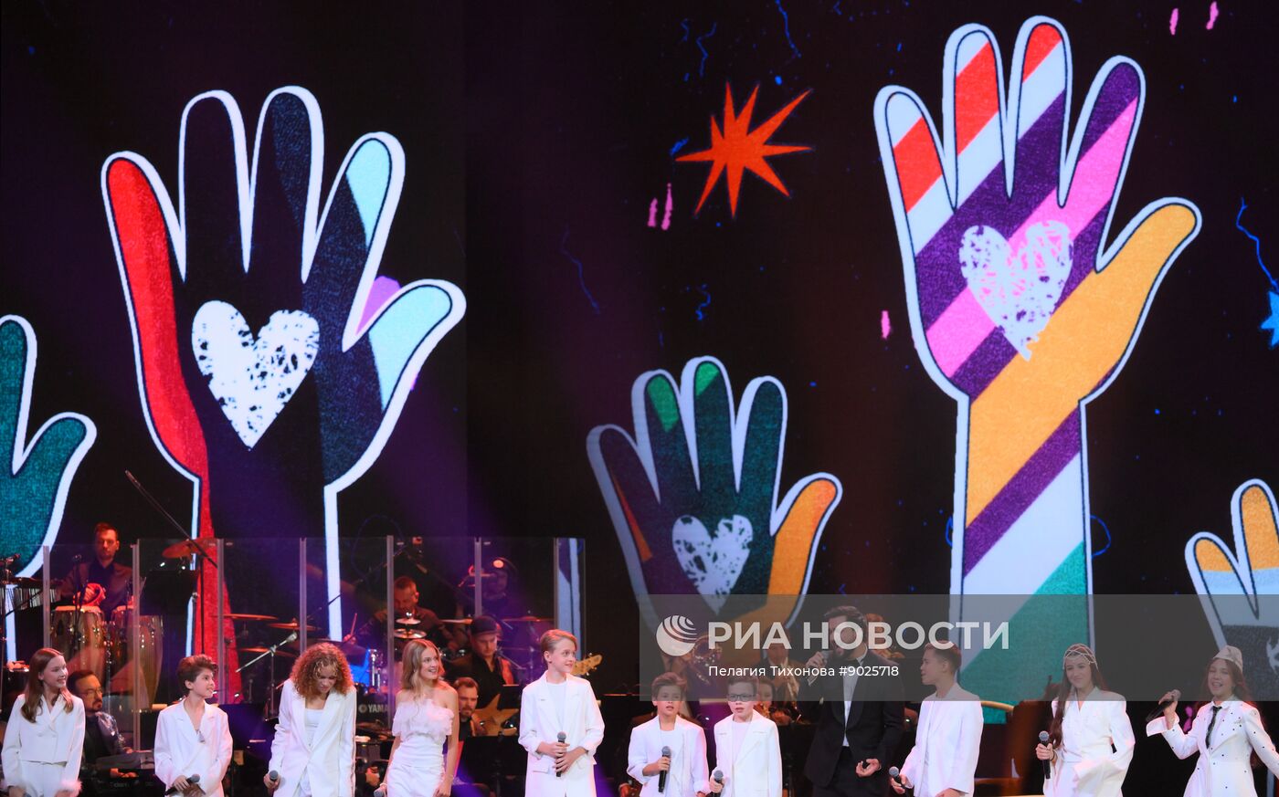 Концерт звезд шоу "Голос" в Кремлевском дворце