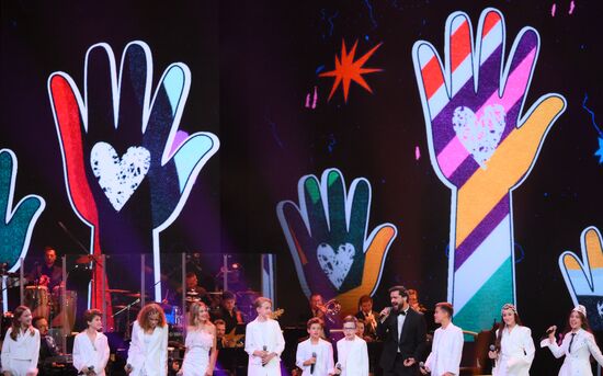 Концерт звезд шоу "Голос" в Кремлевском дворце