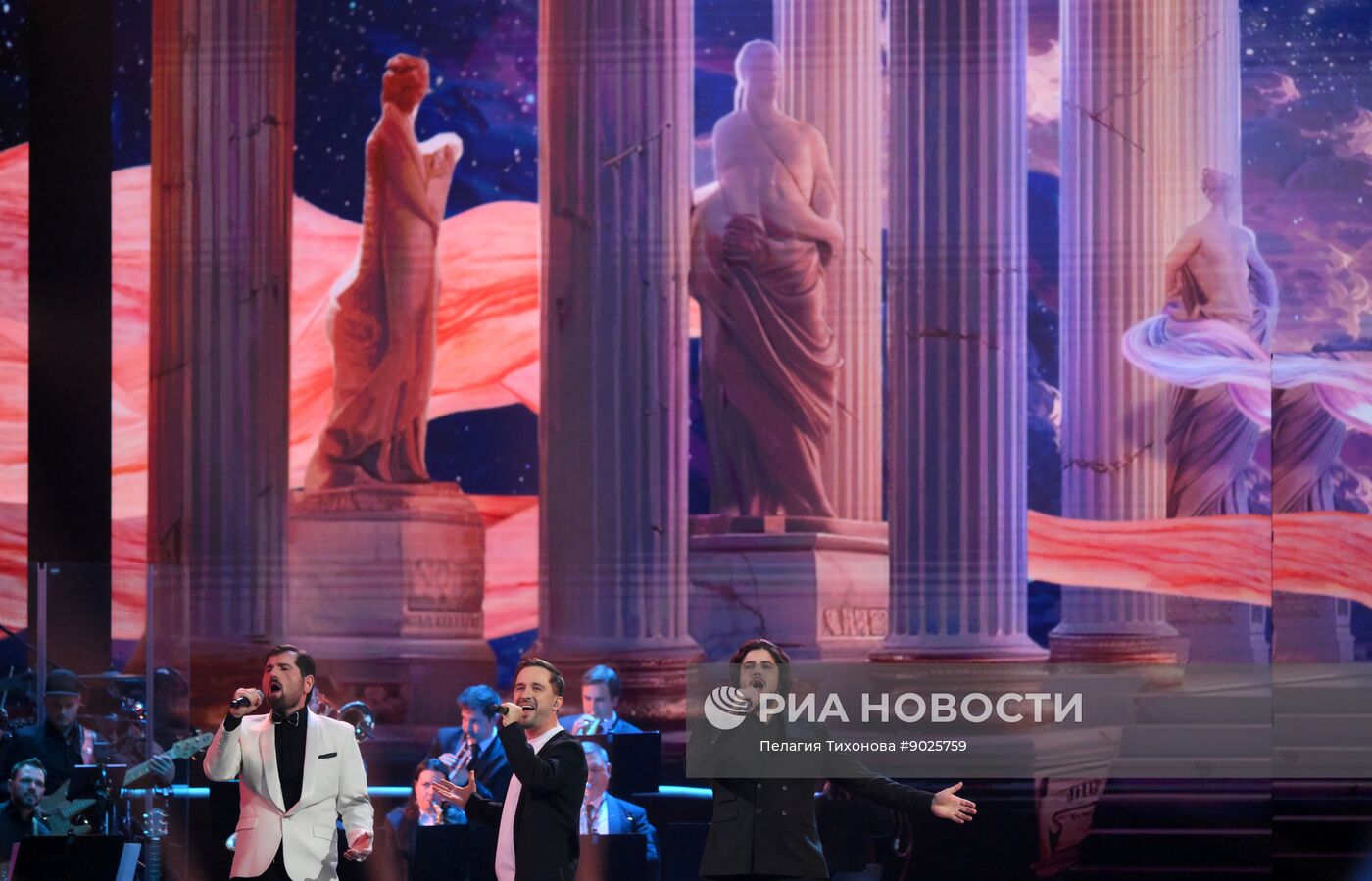 Концерт звезд шоу "Голос" в Кремлевском дворце