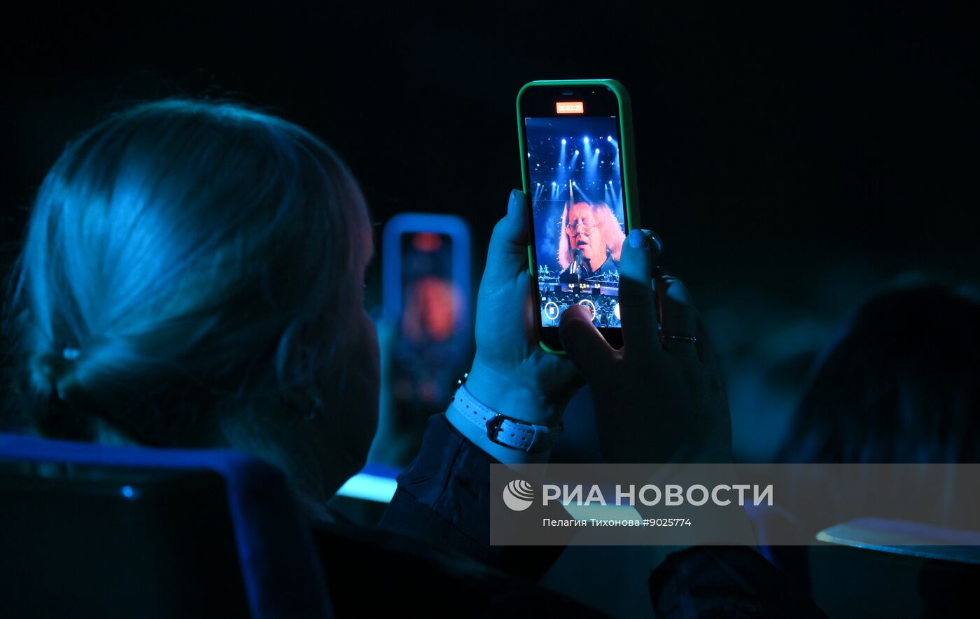 Концерт звезд шоу "Голос" в Кремлевском дворце