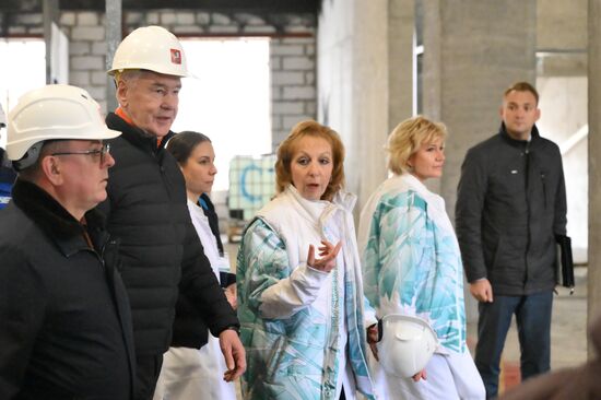  Строительство нового лечебного комплекса ГБУЗ города Москвы "Больница №52"