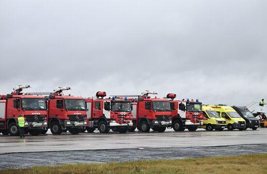 Учения аварийно-спасательных служб в аэропорту "Домодедово"