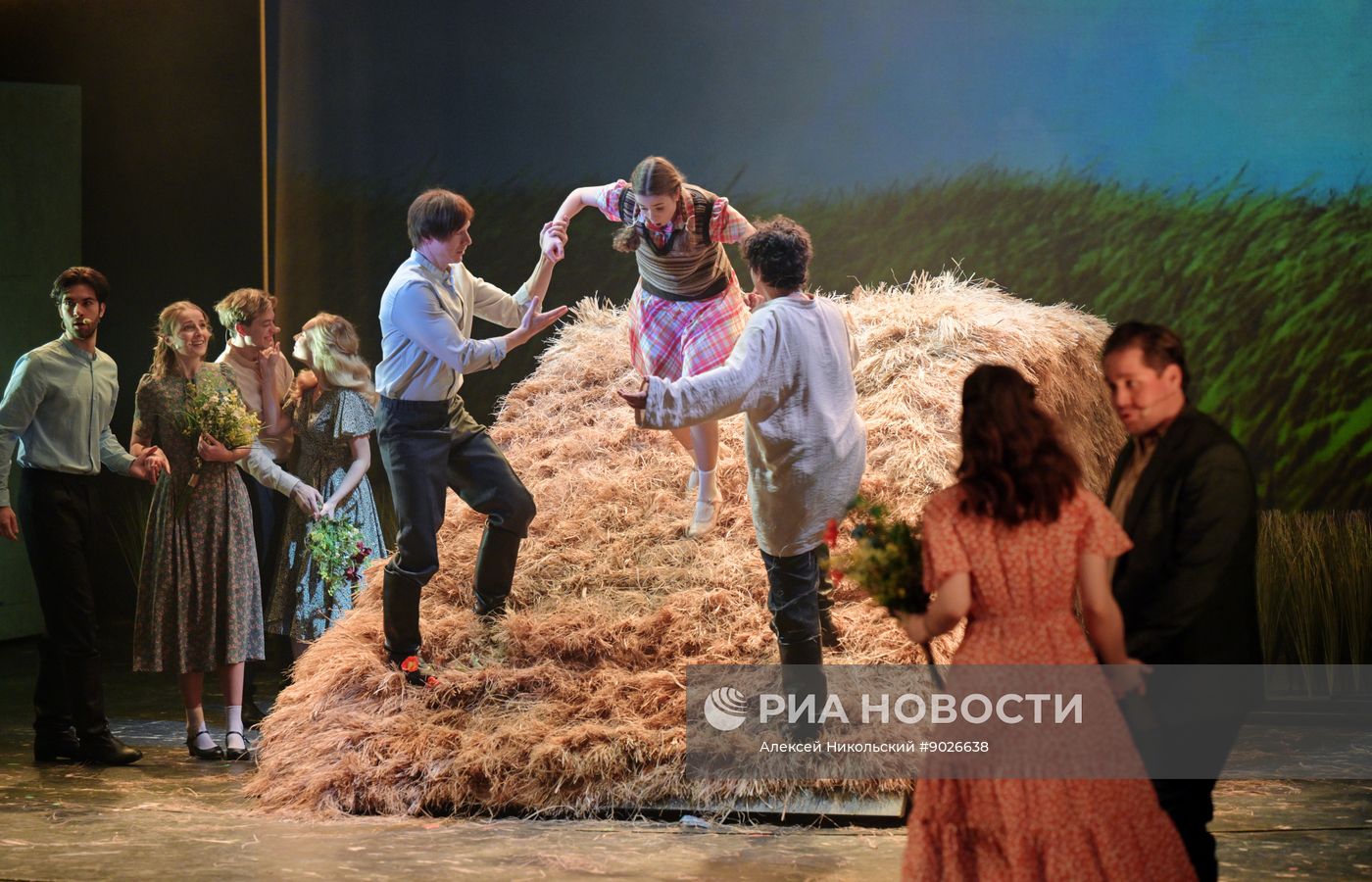 Спектакль "Ты у меня одна" в Московском Губернском театре
