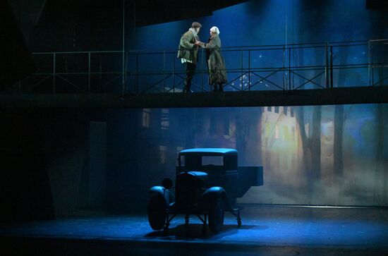 Спектакль "Ты у меня одна" в Московском Губернском театре