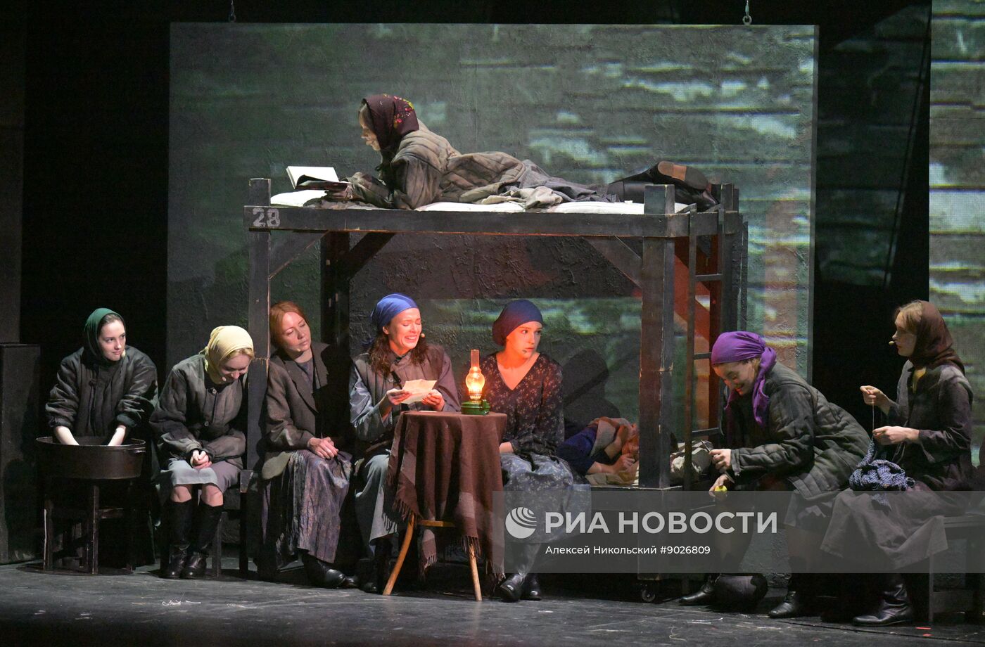 Спектакль "Ты у меня одна" в Московском Губернском театре