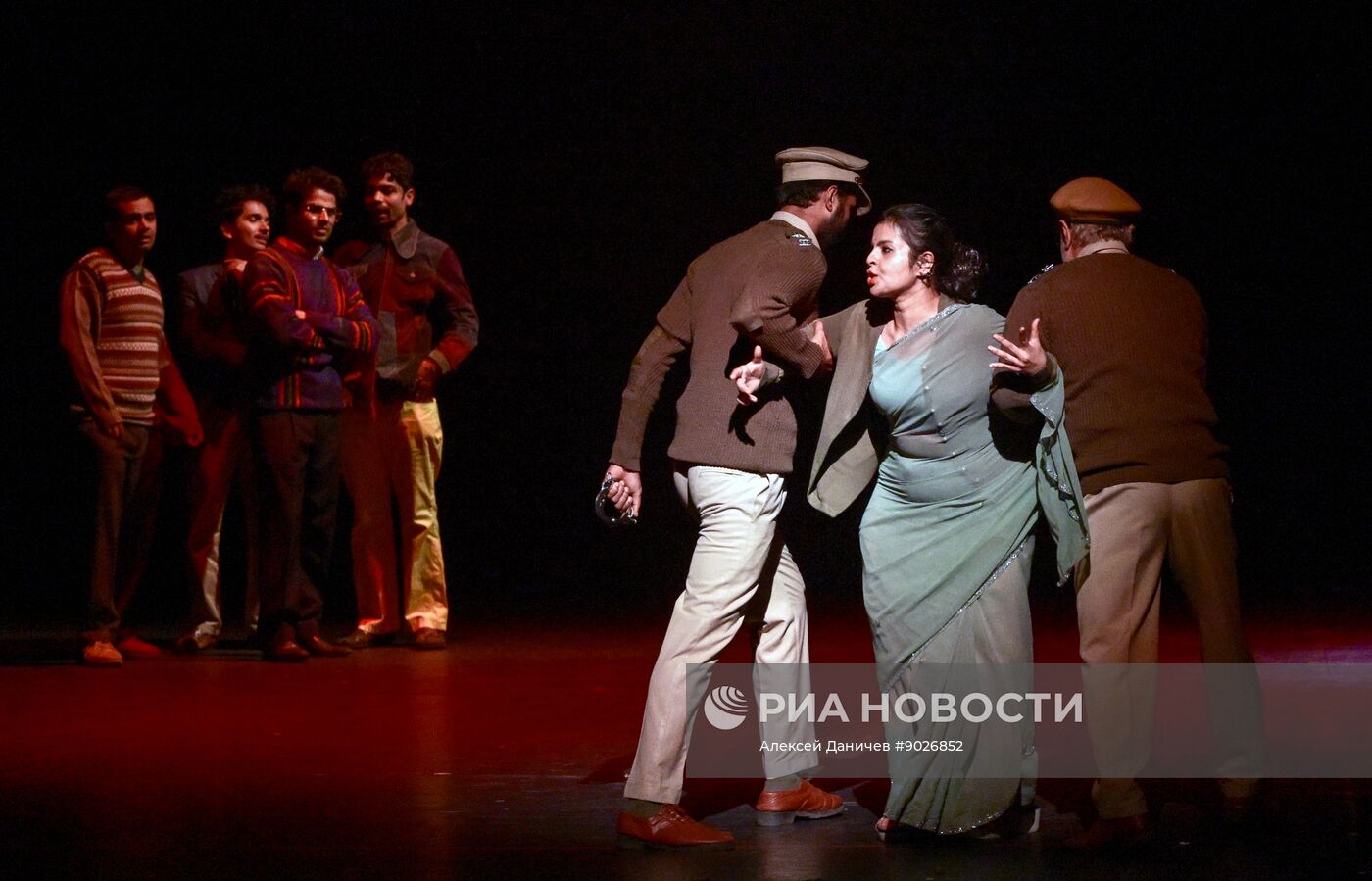 Спектакль "Братья Карамжале" в рамках международного театрального фестиваля "Балтийский дом"