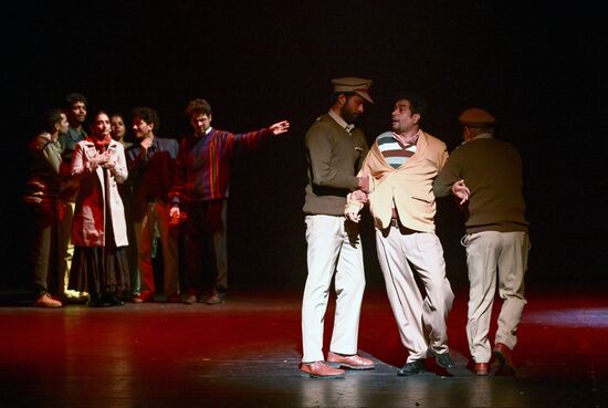 Спектакль "Братья Карамжале" в рамках международного театрального фестиваля "Балтийский дом"