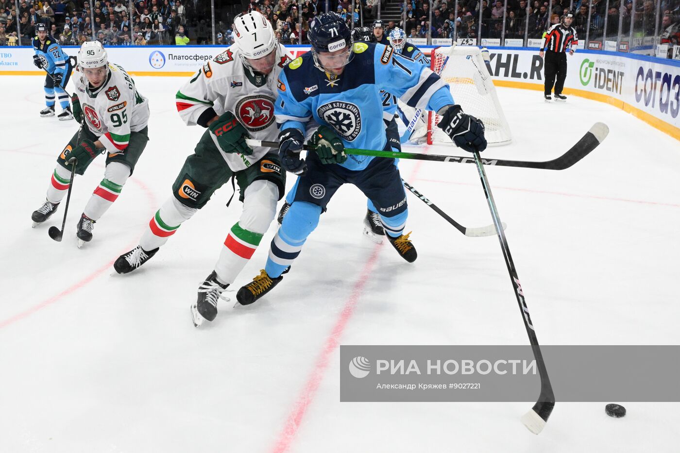 Хоккей. КХЛ. "Сибирь" (Новосибирск) - "Ак Барс" (Казань)