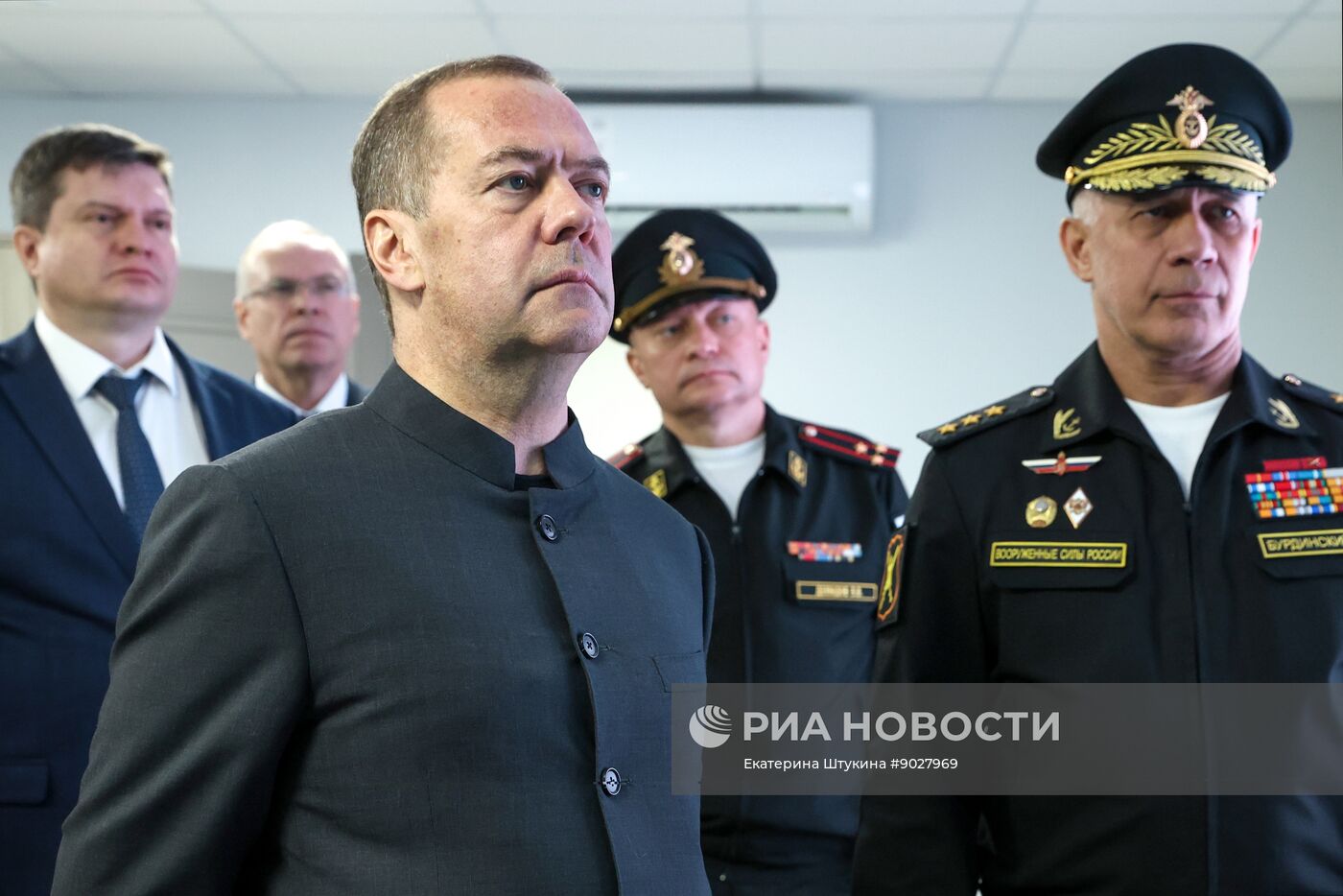 Рабочая поездка зампреда Совбеза РФ Дмитрия Медведева в Южный федеральный округ