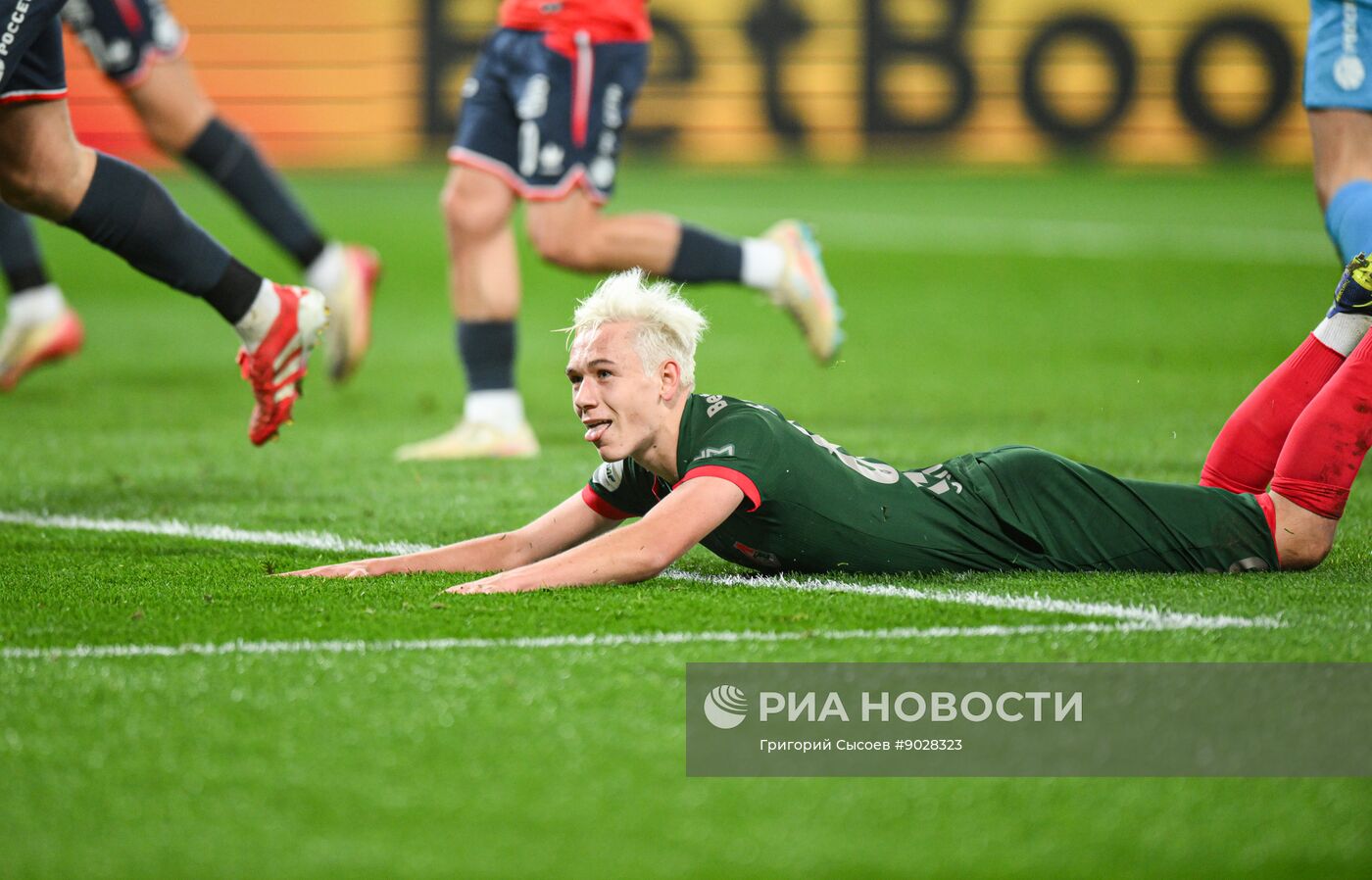 Футбол. РПЛ. Локомотив (Москва) - ПФК ЦСКА (Москва)