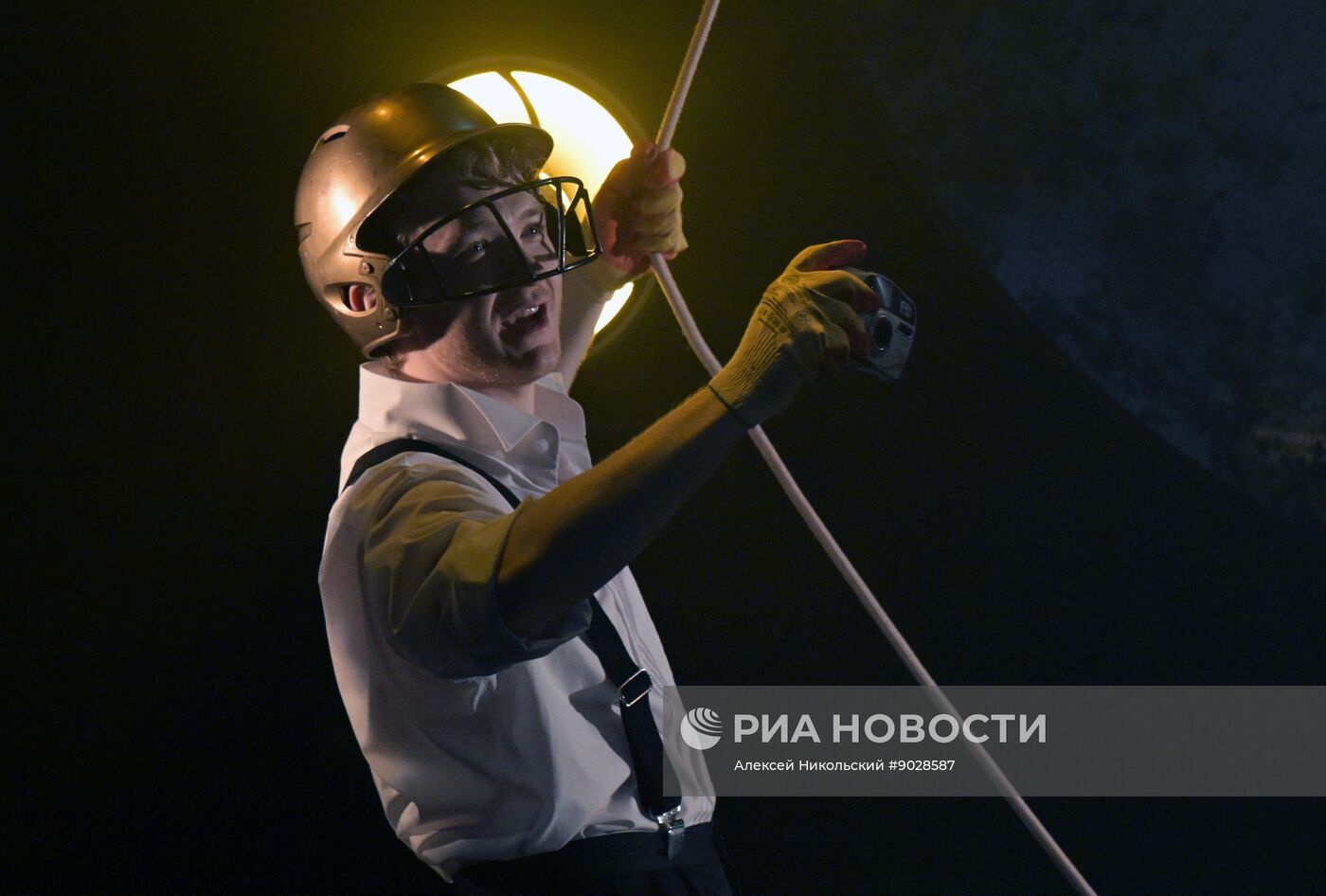 Спектакль "Старик и море" в театре "Мастерская П.Н. Фоменко"