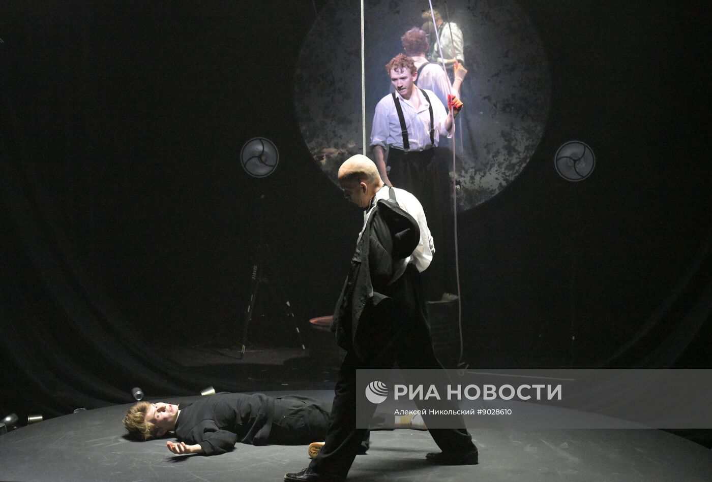 Спектакль "Старик и море" в театре "Мастерская П.Н. Фоменко"