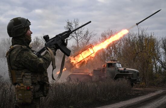 Боевая работа РСЗО "Град" группировки "Центр"