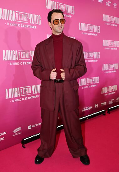 Премьера фильма "Алиса в Стране чудес" в Москве