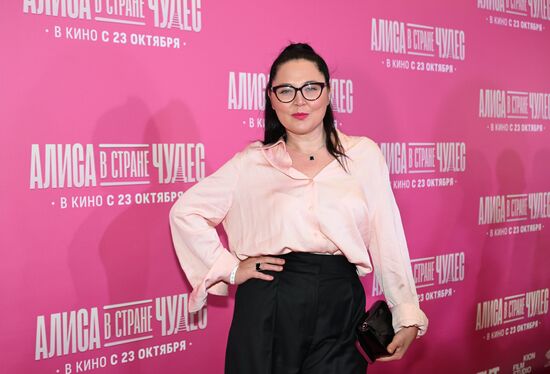 Премьера фильма "Алиса в Стране чудес" в Москве