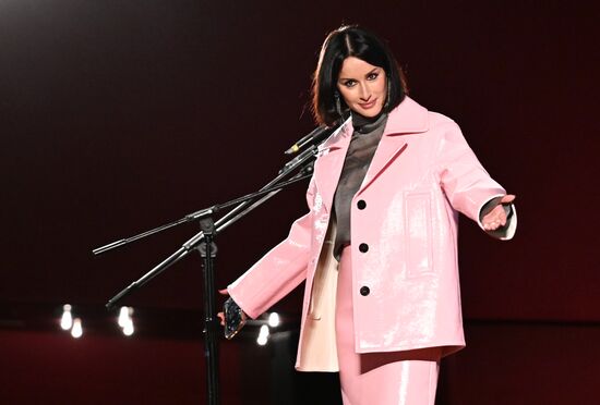 Премьера фильма "Алиса в Стране чудес" в Москве