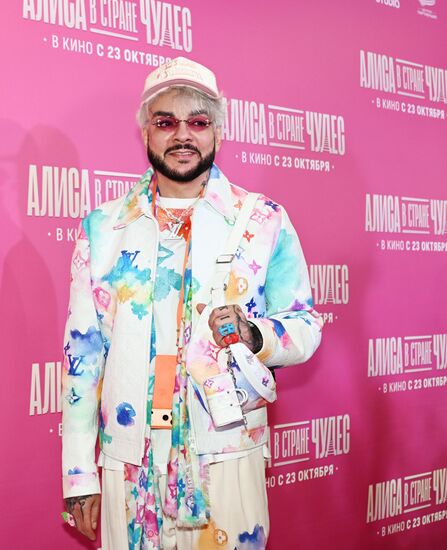 Премьера фильма "Алиса в Стране чудес" в Москве