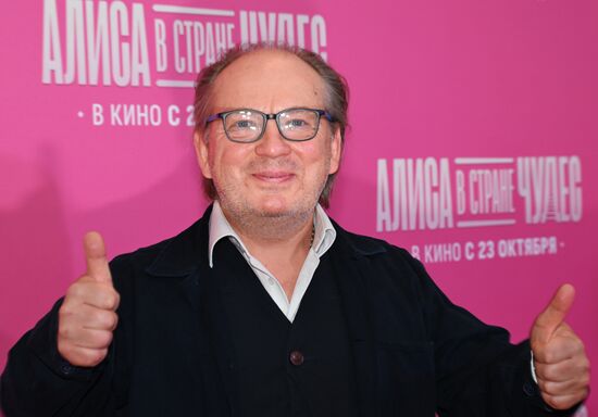 Премьера фильма "Алиса в Стране чудес" в Москве
